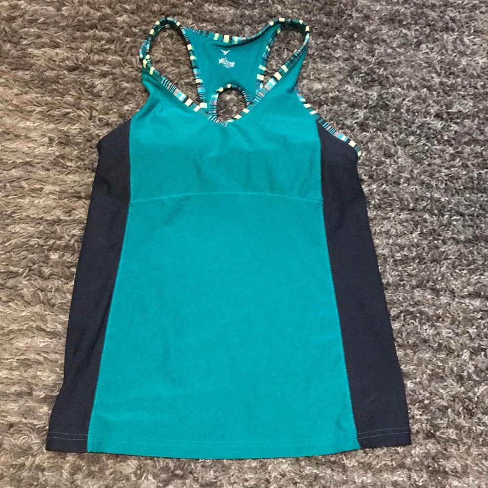 Old Navy Activewear Tanktop GUC built in bra